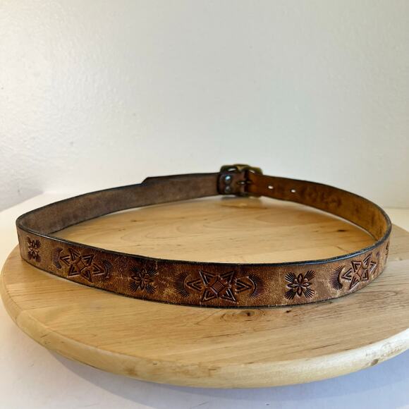 Vintage 90s Handmade Genuine Leather Star Tooled Western Belt Size Large main image 9